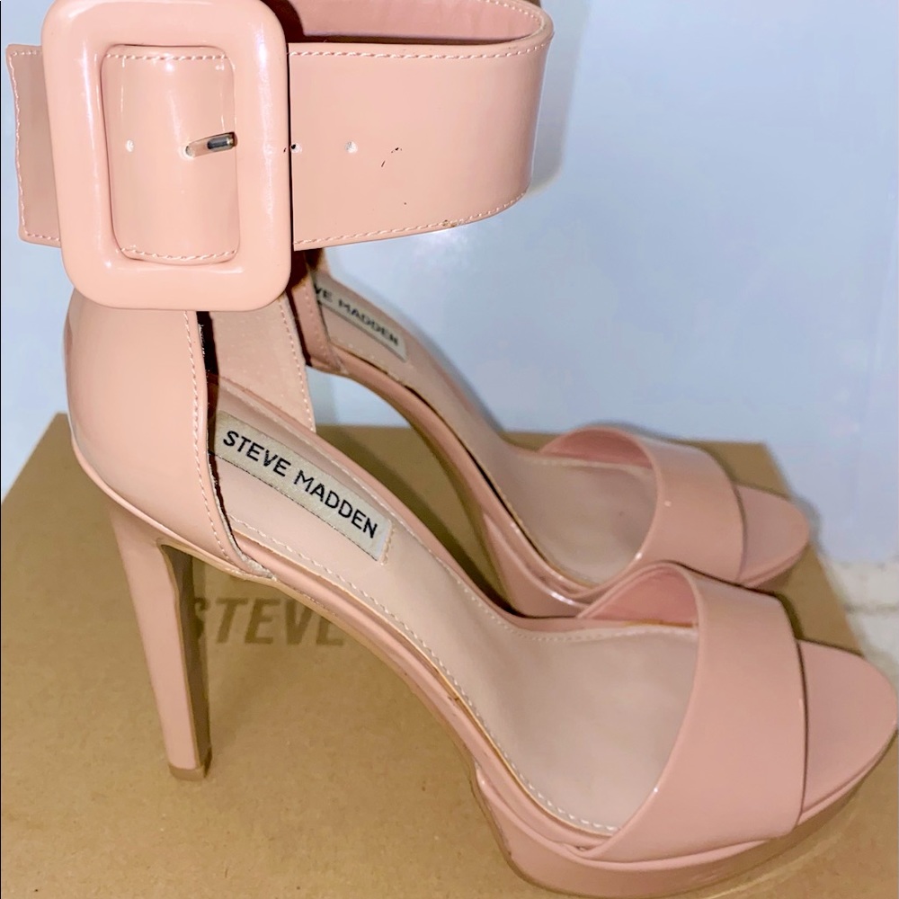 Steve Madden high heels. Size 8